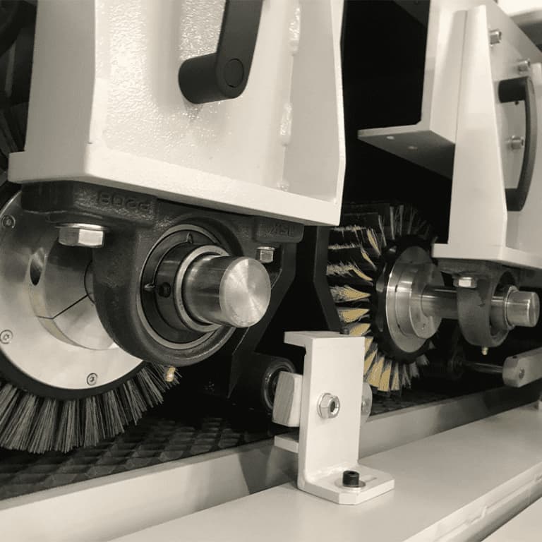 Mašina za brušenje 6